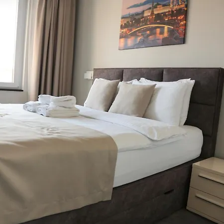 Templum Appart-hotel -self Check In - Slavija Square Apartment Belgrad